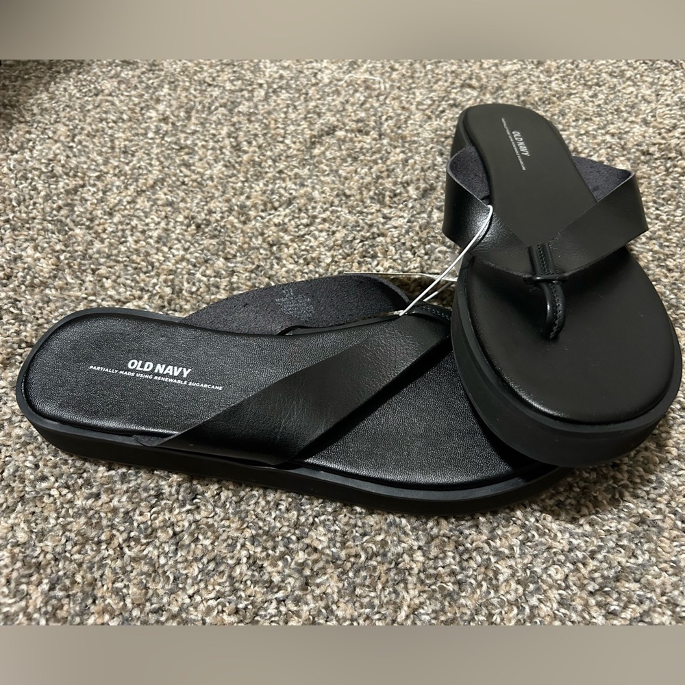 NWT Black Thong Sandals